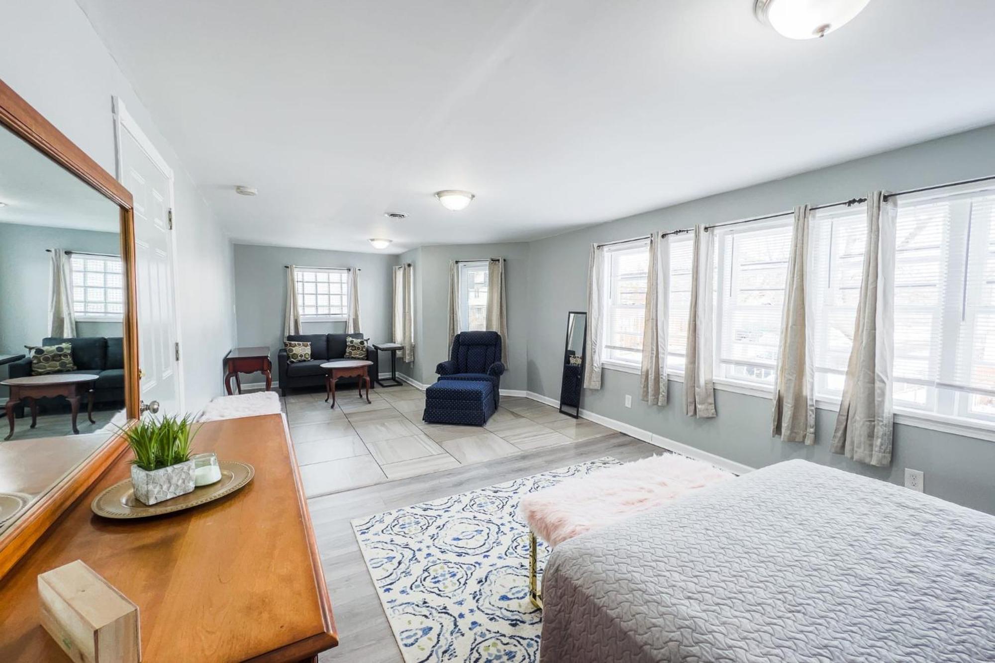 Large 6Br, 6 Bath In The City Of Niagara Falls Extérieur photo
