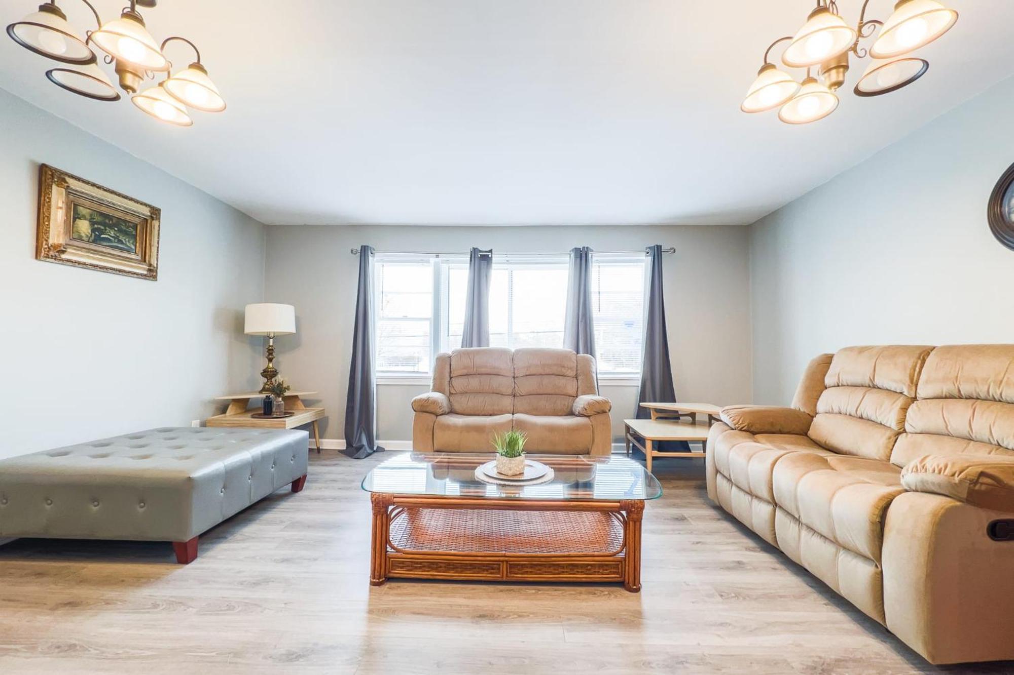 Large 6Br, 6 Bath In The City Of Niagara Falls Extérieur photo