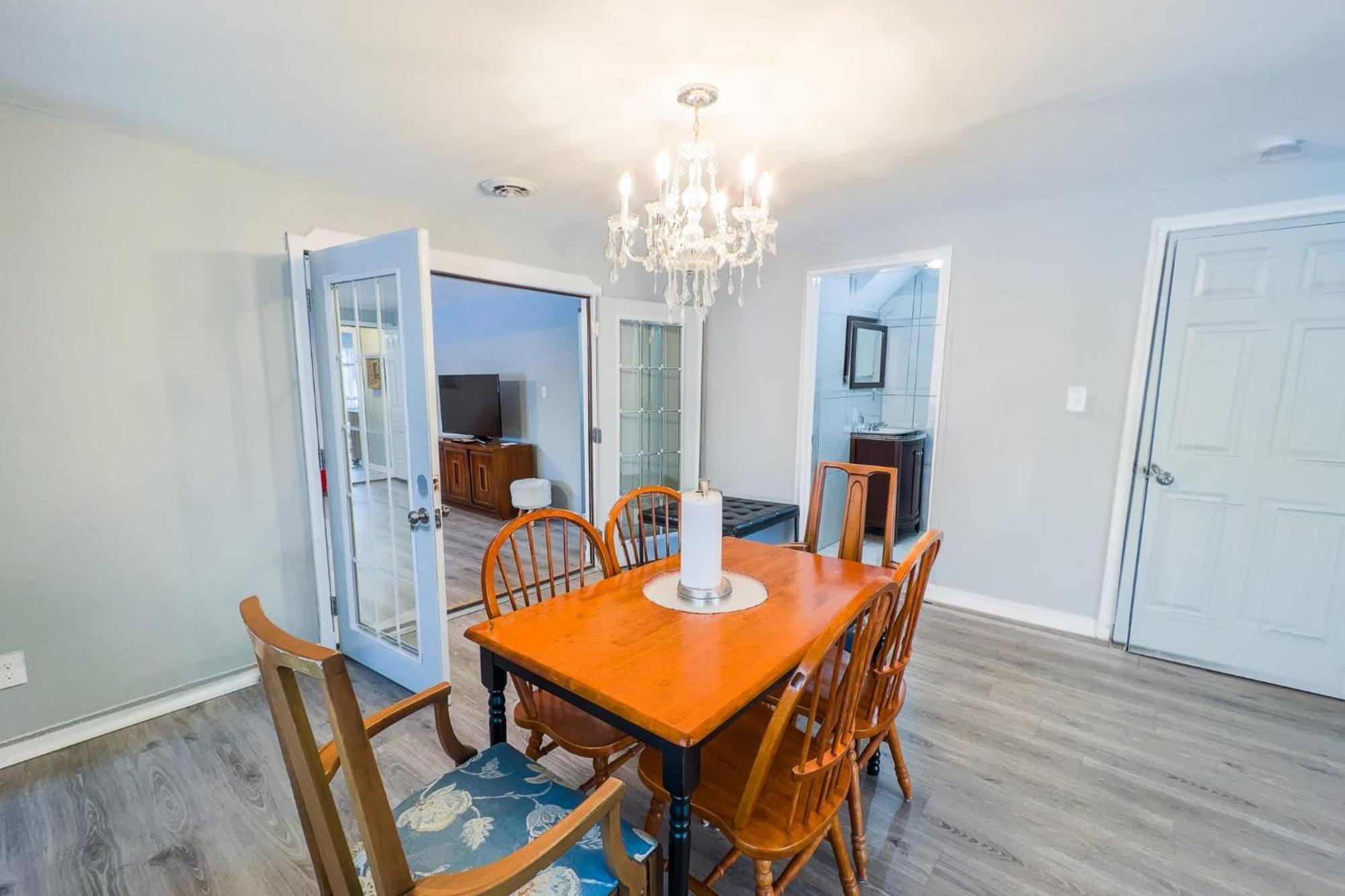 Large 6Br, 6 Bath In The City Of Niagara Falls Extérieur photo