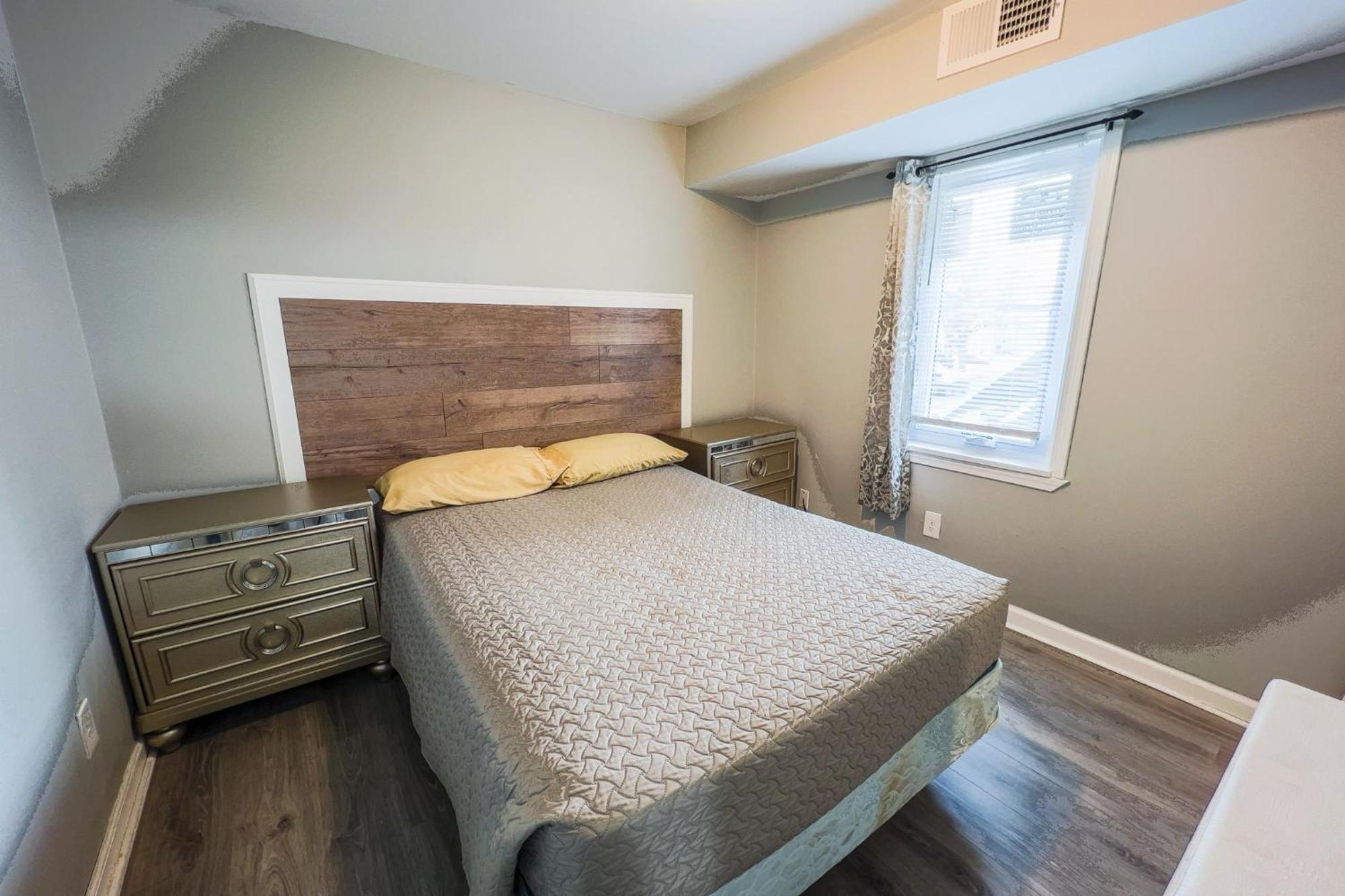 Large 6Br, 6 Bath In The City Of Niagara Falls Extérieur photo