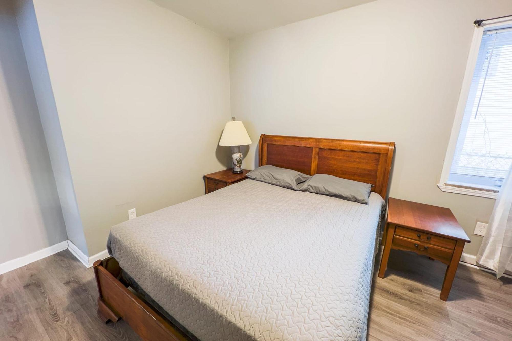 Large 6Br, 6 Bath In The City Of Niagara Falls Extérieur photo