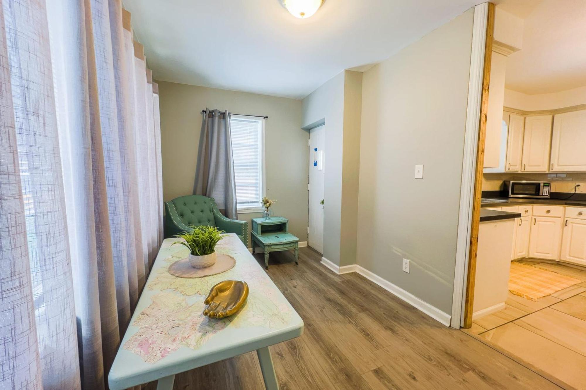 Large 6Br, 6 Bath In The City Of Niagara Falls Extérieur photo