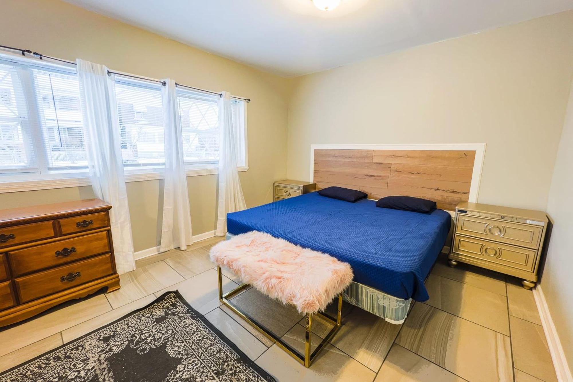 Large 6Br, 6 Bath In The City Of Niagara Falls Extérieur photo